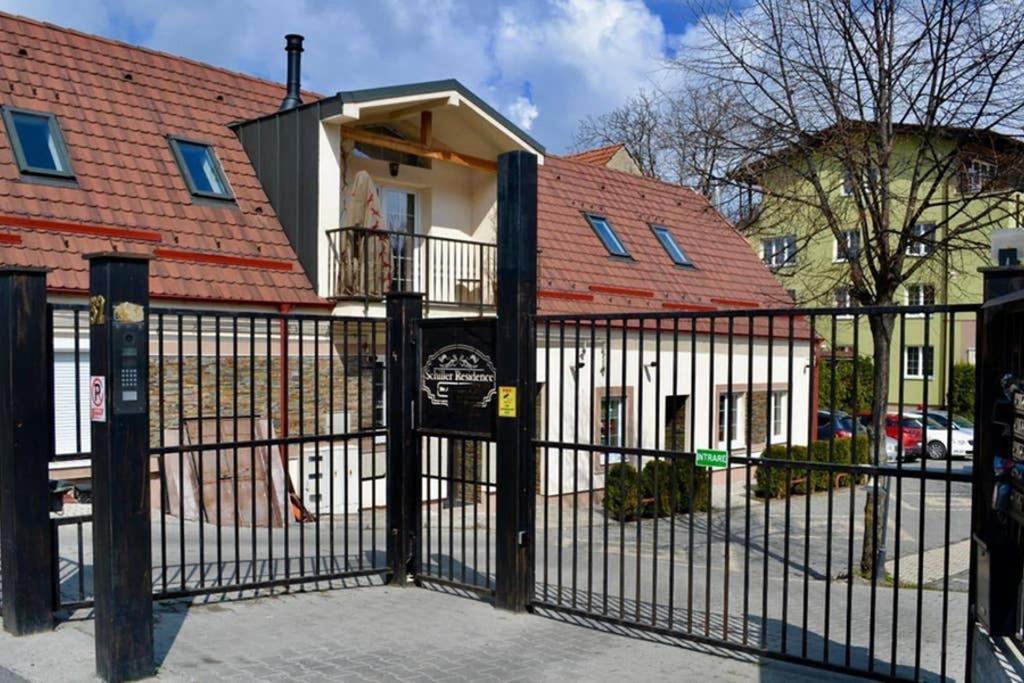 Zsizelle Rezidence Apartment Brașov Exterior foto